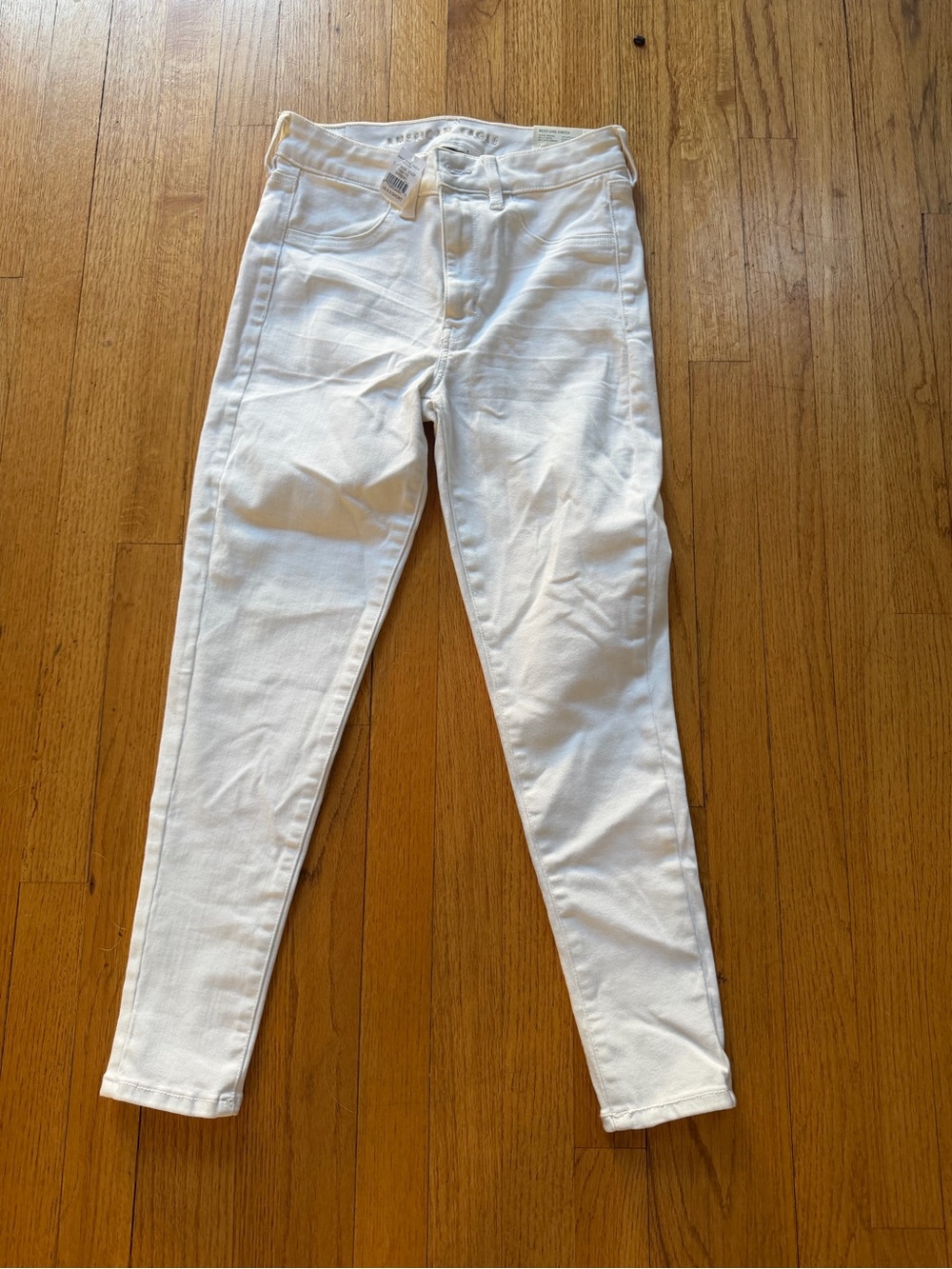 NWT American Eagle Women’s White High Rise Jegging